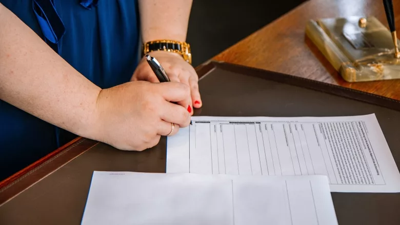 signing job contract