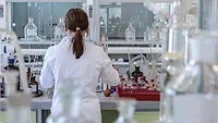 laboratory-ga3b79aedb_1920.jpg laboratory worker