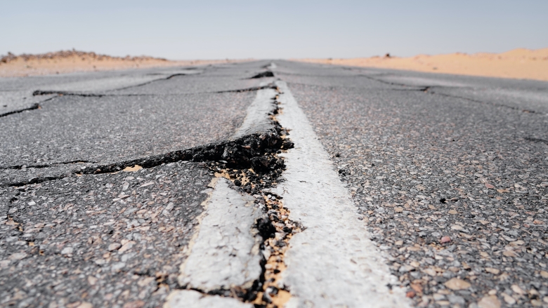 earthquake splits road