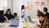 jason-goodman-Oalh2MojUuk-unsplash (1).jpg employee training
