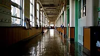 kyo-azuma-x_TJKVU1FJA-unsplash (1).jpg School hallway