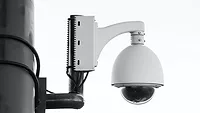 pawel-czerwinski-zBTYRFCeaS0-unsplash.jpg video surveillance camera
