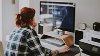 annie-spratt-g9KFpAfQ5bc-unsplash.jpg employee computer