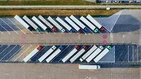 Semi-Trucks.jpg Semi-Trucks.jpg