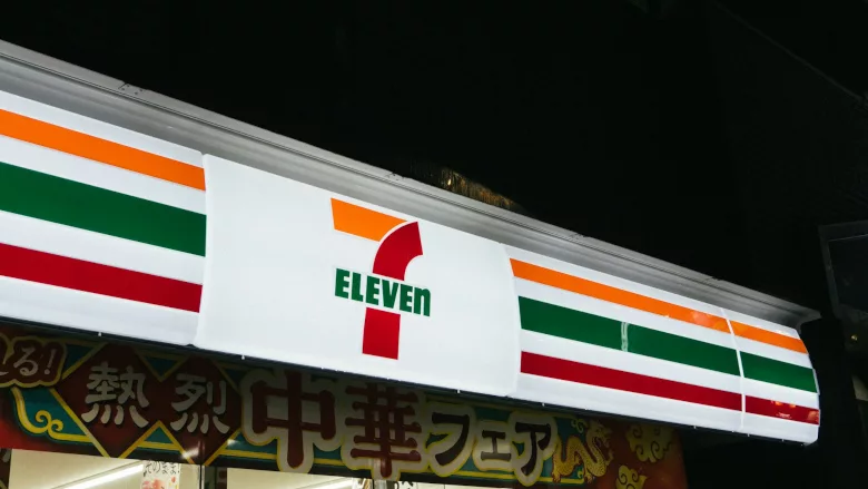 7-Eleven storefront