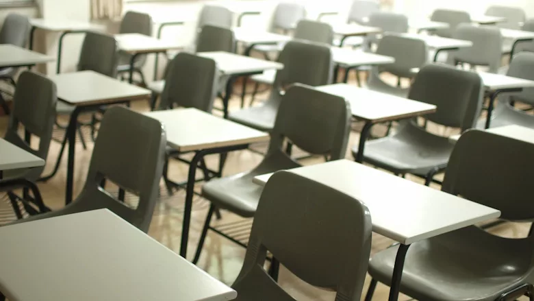 Rows of classroom desks