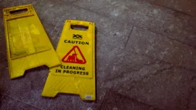 Broken wet floor sign 