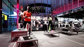 Retail store 