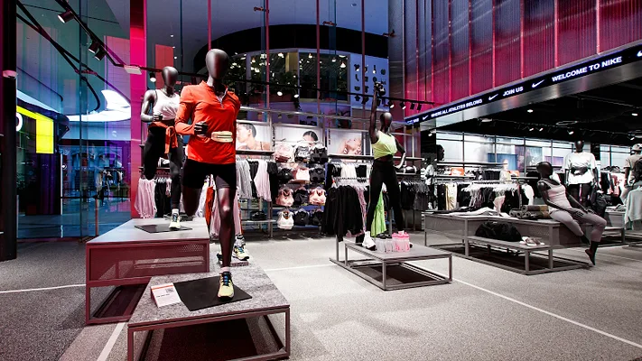 Retail store 