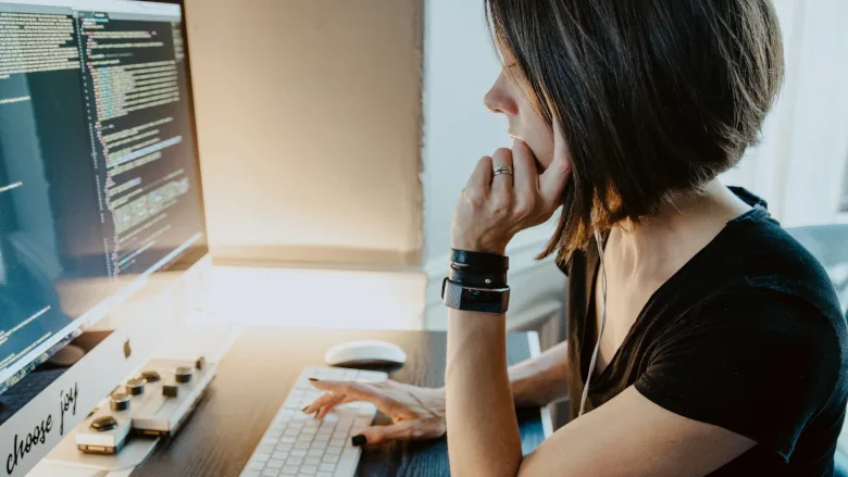 Woman coding 