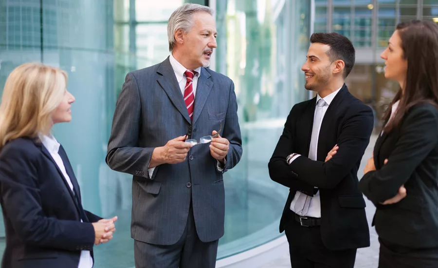 Reporting to the General Counsel