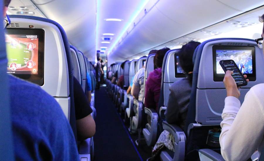 Unruly passengers on airplanes cause incidents of workplace violence